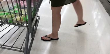 Public Upskirt No Panties Walmart
